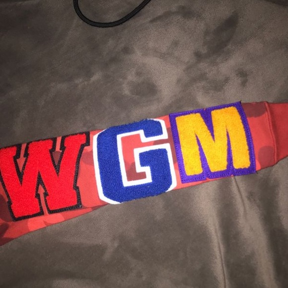 Red Bape crewneck Sz Lg AUTHENTIC - Picture 4 of 8